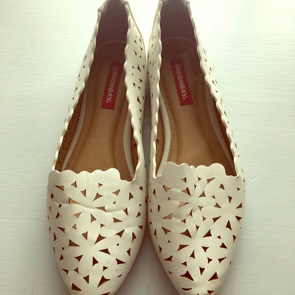 Union Bay white lace cut flats